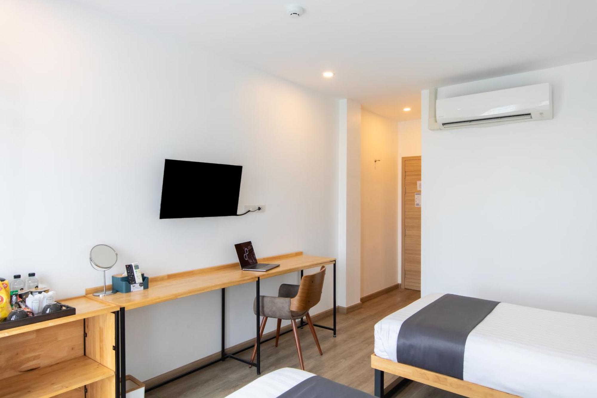 Ananzitra Hotel Kanchanaburi City Exterior photo
